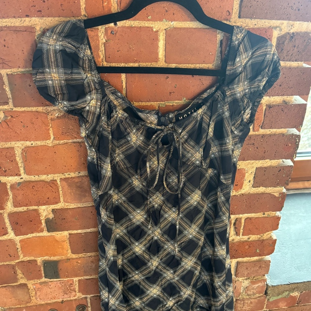 Motel Rocks Black Plaid Puff-Sleeve Mini Dress - Picture 2 of 6